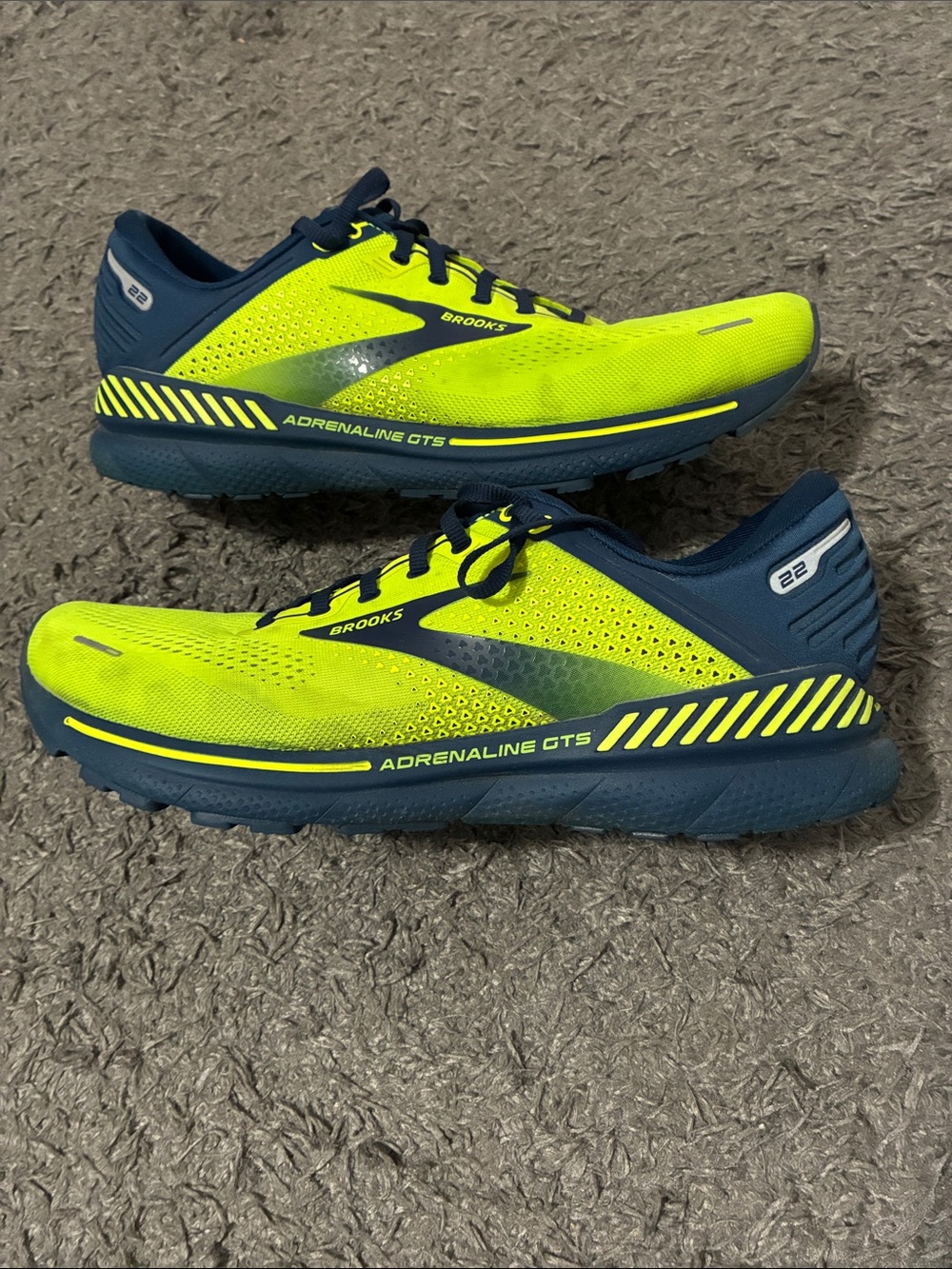 Brooks adrenaline gts 22